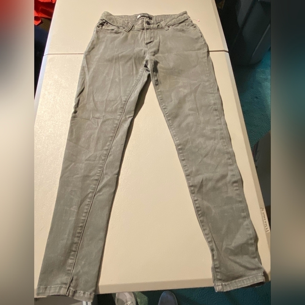 Levi's 535 Grey Denim Legging Jeans Women's Size 9 Black Tag Pants Neutral EUC